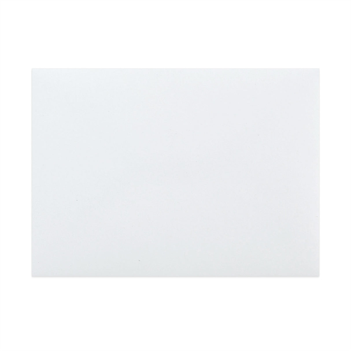 Biele obálky z recyklovaného papiera