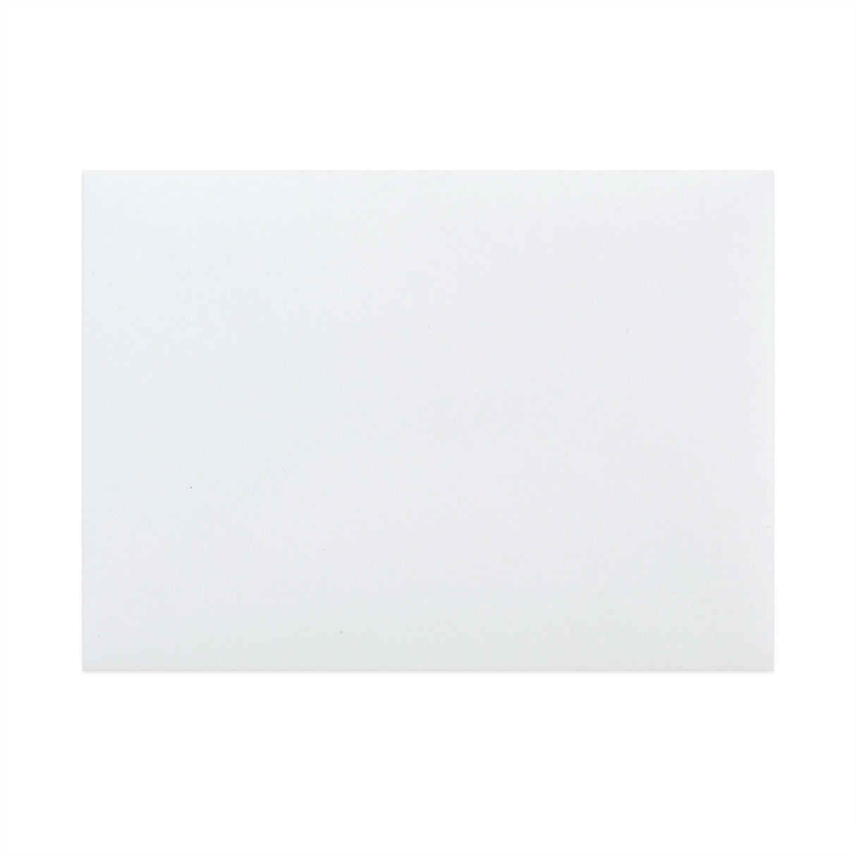 Biele obálky z recyklovaného papiera